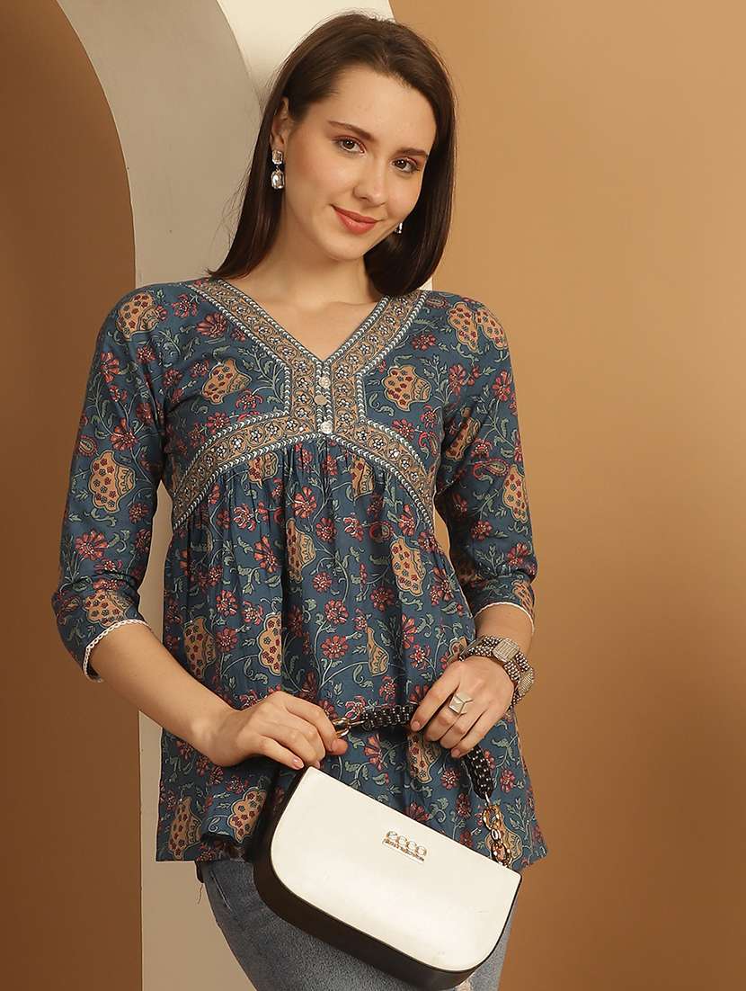 women floral printed v neck a-line top - 21737385 -  Standard Image - 1