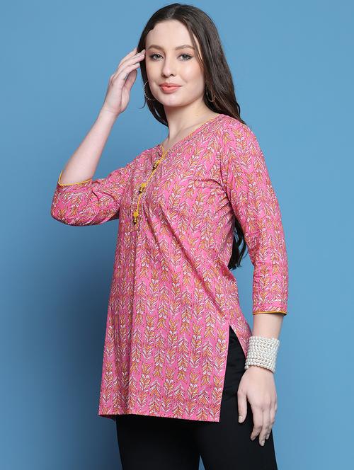 women printed three quarter sleeve straight kurti - 21737460 - Standard Image - 0