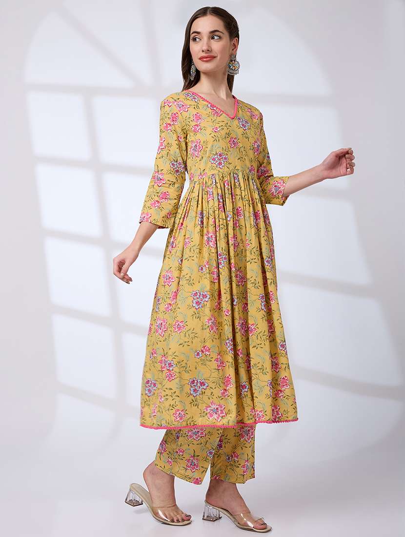 globus women yellow pom pom lace v-neck floral print pleated a-line kurta with pants workwear set - 21738568 -  Standard Image - 1