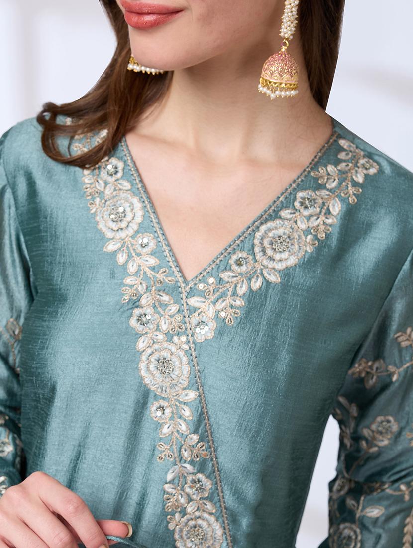 globus women sea green v-neck sequin embroidered detail tassel waist tie-ups flared hem a-line festive maxi dress - 21738645 - Standard Image - 4