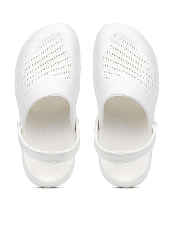 men solid ultra-comfort crocs - 21740288 -  Standard Image - 4