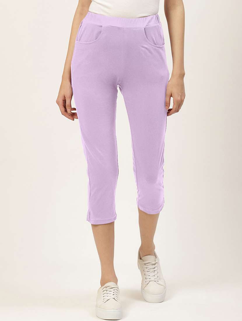 women solid mid rise slim fit capri