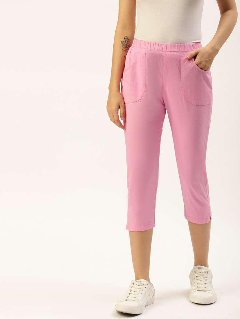 women solid mid rise slim fit capri