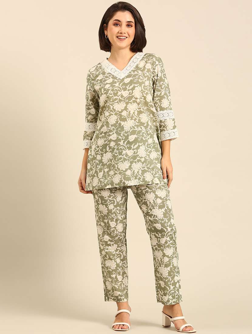 women printed mid rise straight pant - 21742175 -  Standard Image - 4