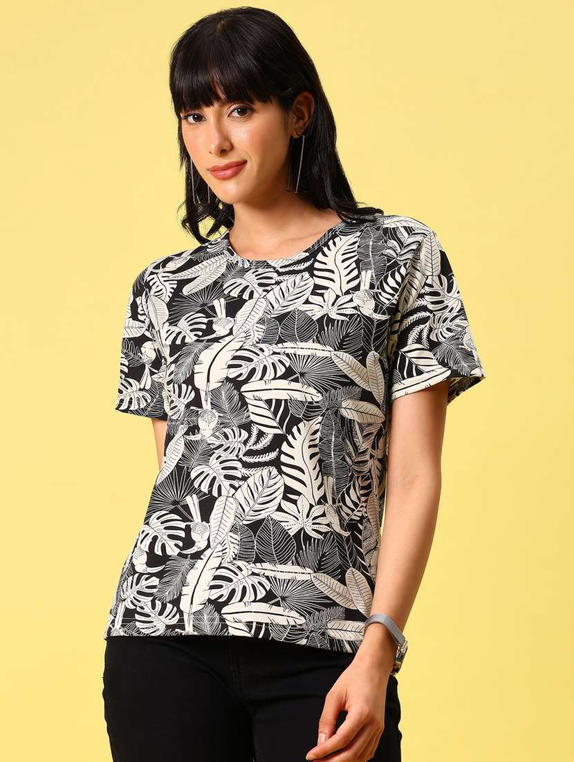 women printed short sleeve regular fit t-shirt - 21742421 -  Standard Image - 1