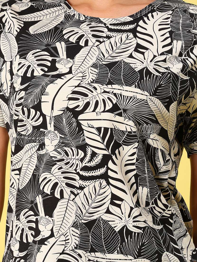 women printed short sleeve regular fit t-shirt - 21742421 - Standard Image - 4