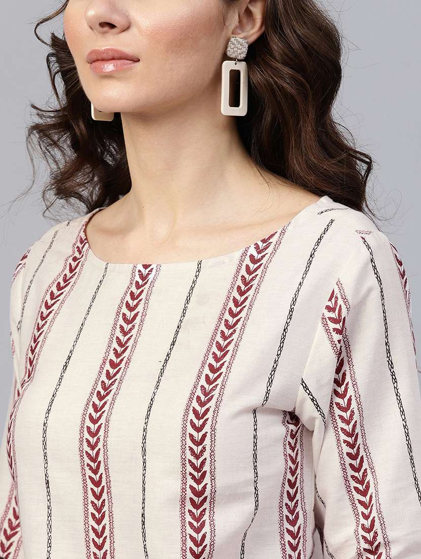 women printed three quarter sleeve top - 21742514 -  Standard Image - 4