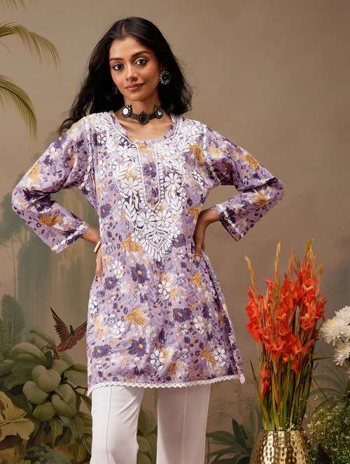 women chikankari work notch neck straight kurti - 21742523 -  Standard Image - 0