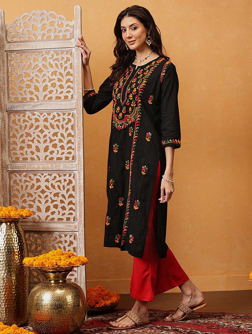 women three quarter sleeve chikankari straight kurta - 21742540 -  Standard Image - 1