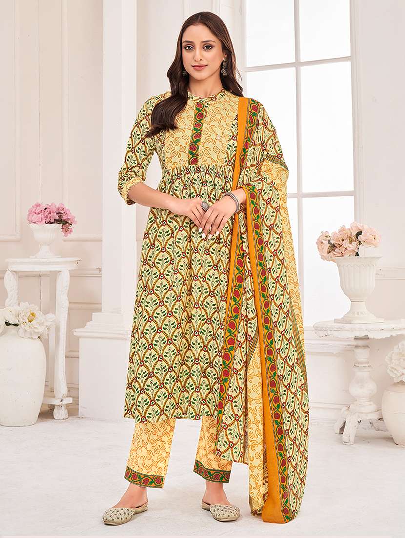 women printed kurta pant with dupatta set - 21742677 - Standard Image - 1