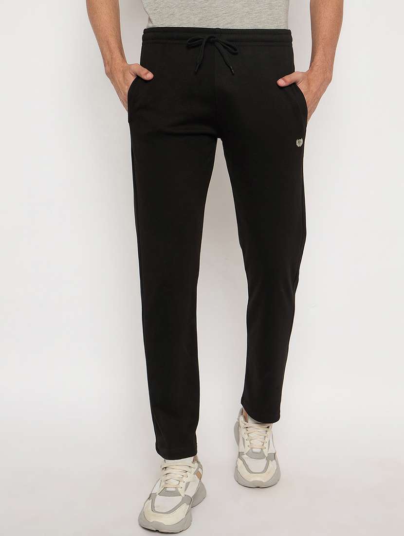 men solid mid rise track pant