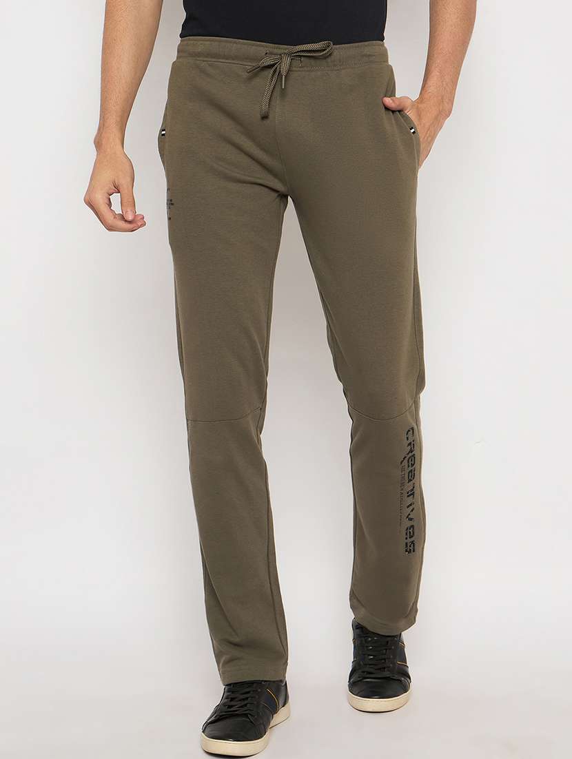 men solid mid rise track pant