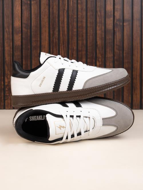 men lace up sneakers - 21743406 -  Standard Image - 0