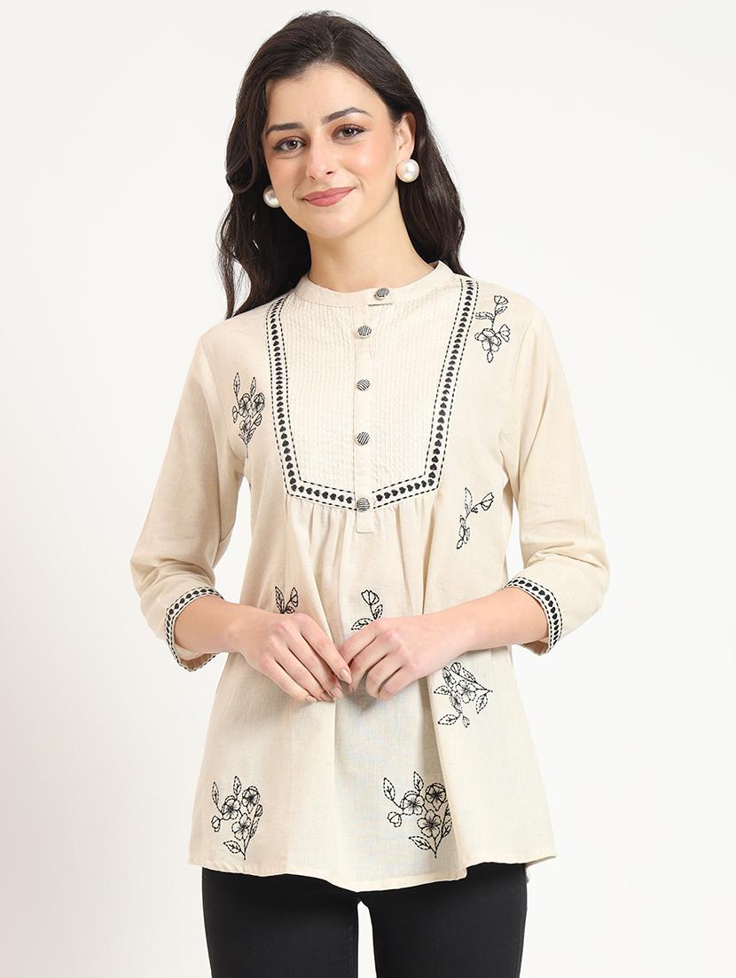 women printed three quarter sleeve tunic