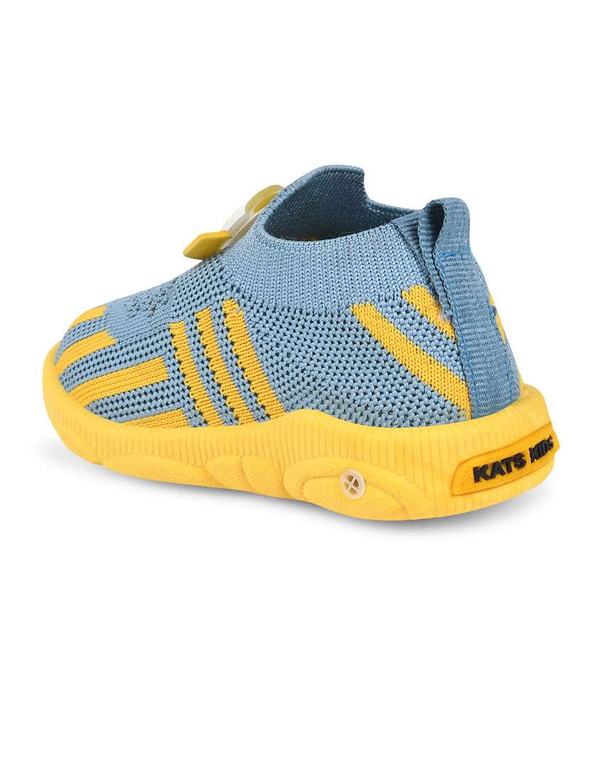 unisex kids slip on sneaker - 21743496 -  Standard Image - 4