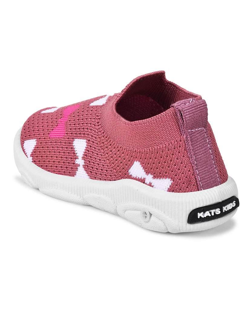 unisex kids slip on sport shoes - 21743503 -  Standard Image - 4