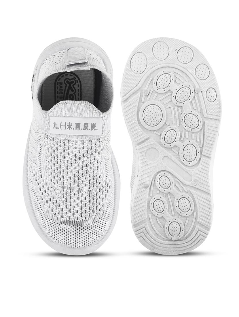 unisex kids slip on sport shoes - 21743514 - Standard Image - 4