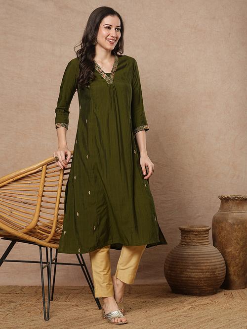 women embroidered a-line kurta - 21743658 -  Standard Image - 0