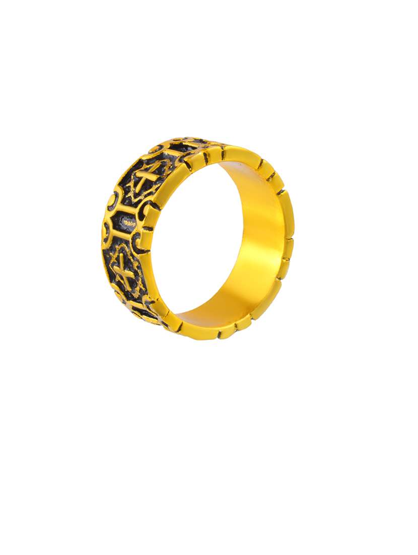 men gold brass finger ring  - 21743853 -  Standard Image - 1
