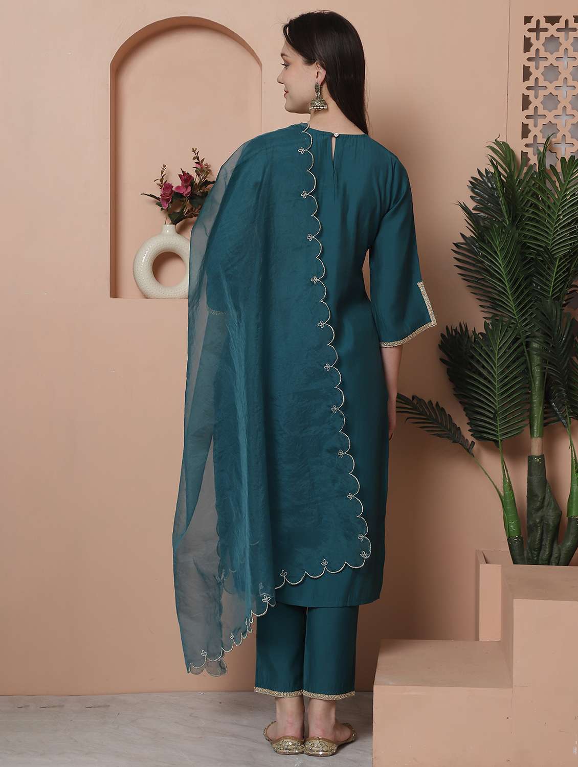 women three quarter sleeve kurta pant with dupatta set - 21743875 - Standard Image - 4