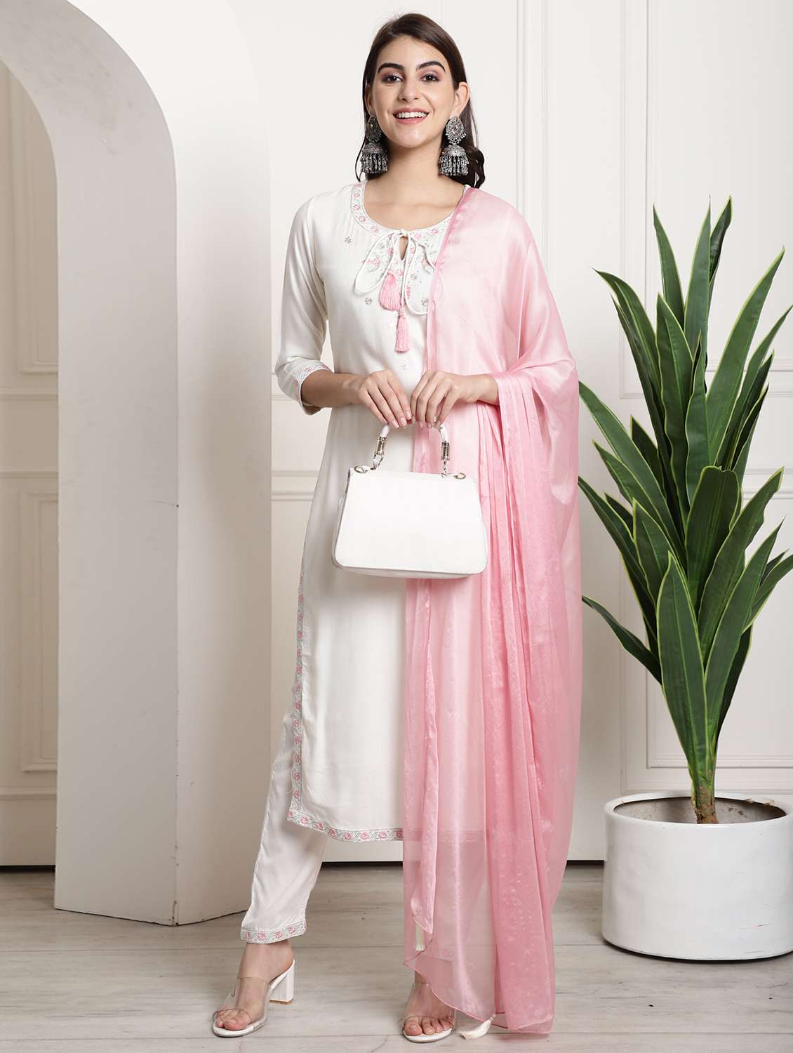 women three quarter sleeve kurta pant with dupatta set