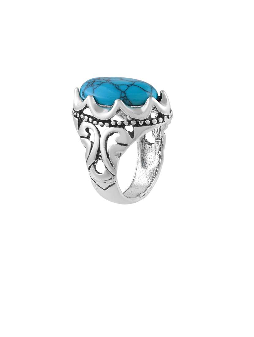 men silver brass finger ring  - 21743893 -  Standard Image - 1