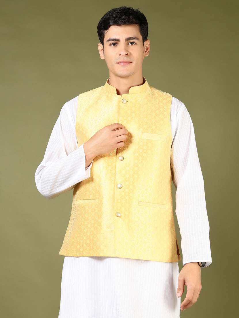 men self desigend sleeveless jacket - 21744117 -  Standard Image - 1