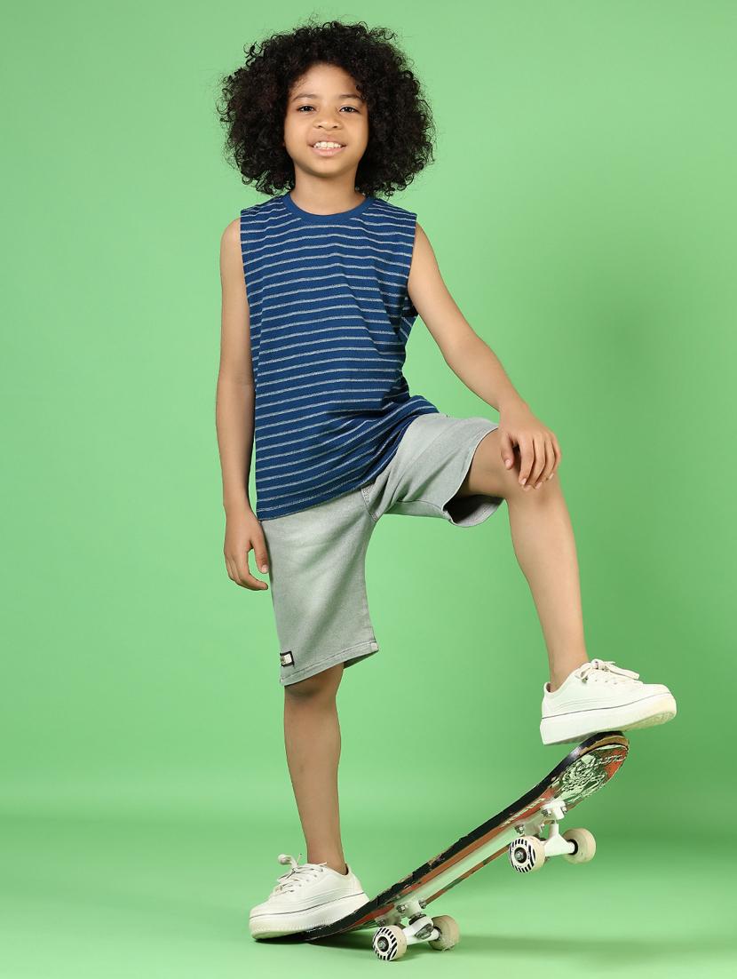 boys solid mid rise denim shorts - 21746189 - Standard Image - 4