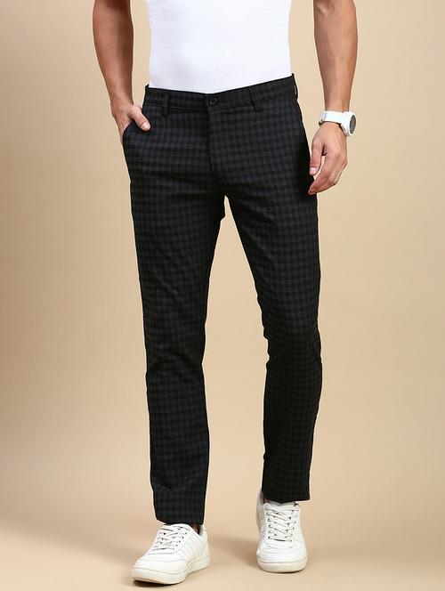 men mid rise checkered flat front casual trouser - 21746571 -  Standard Image - 0