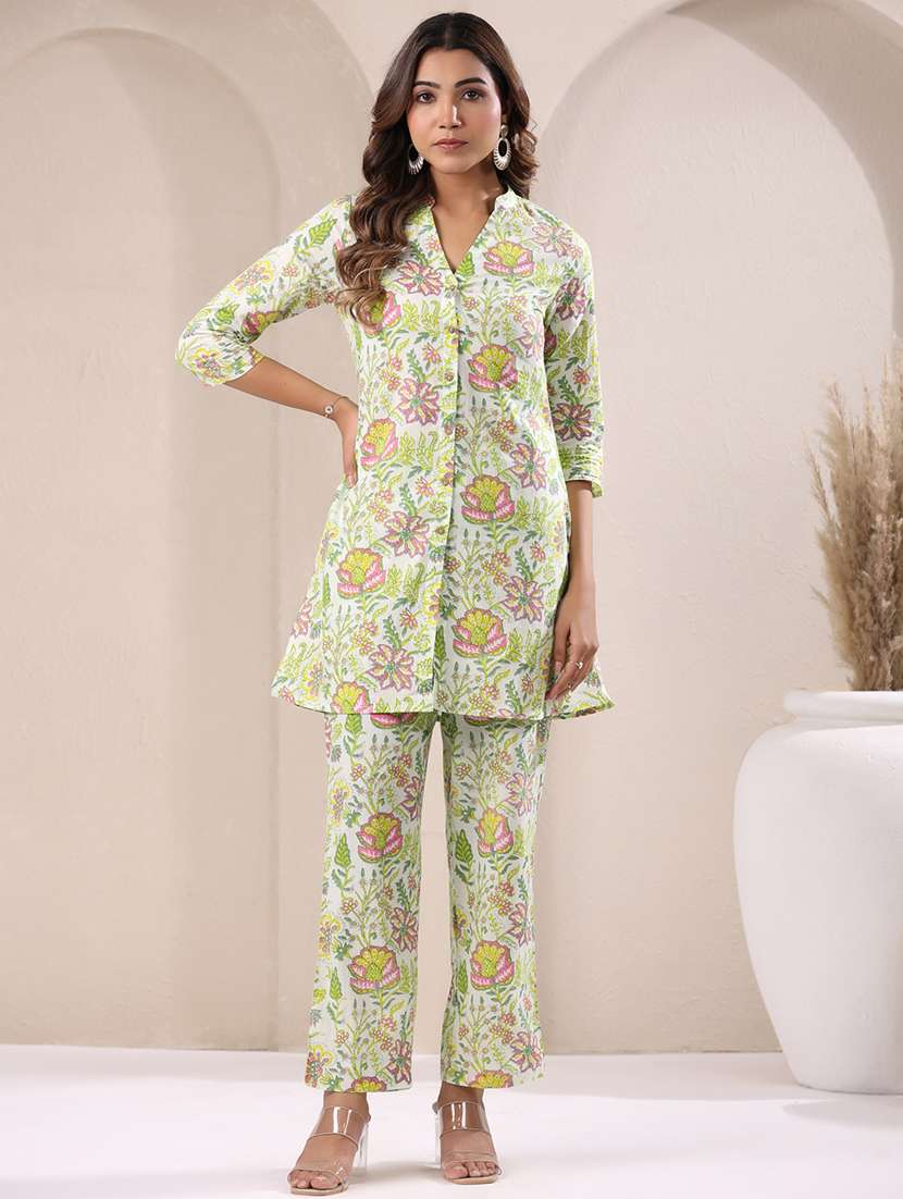 women printed kurta pant co-ord set