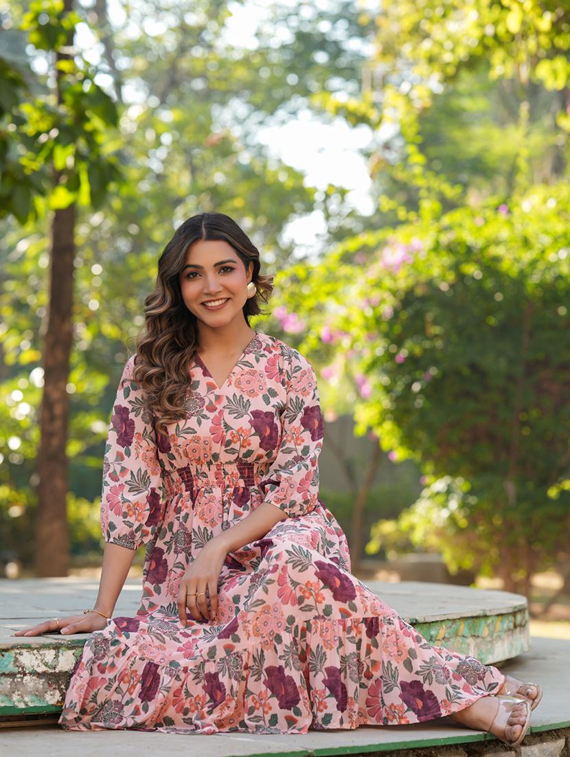 women floral printed tiered dress - 21746657 - Standard Image - 4