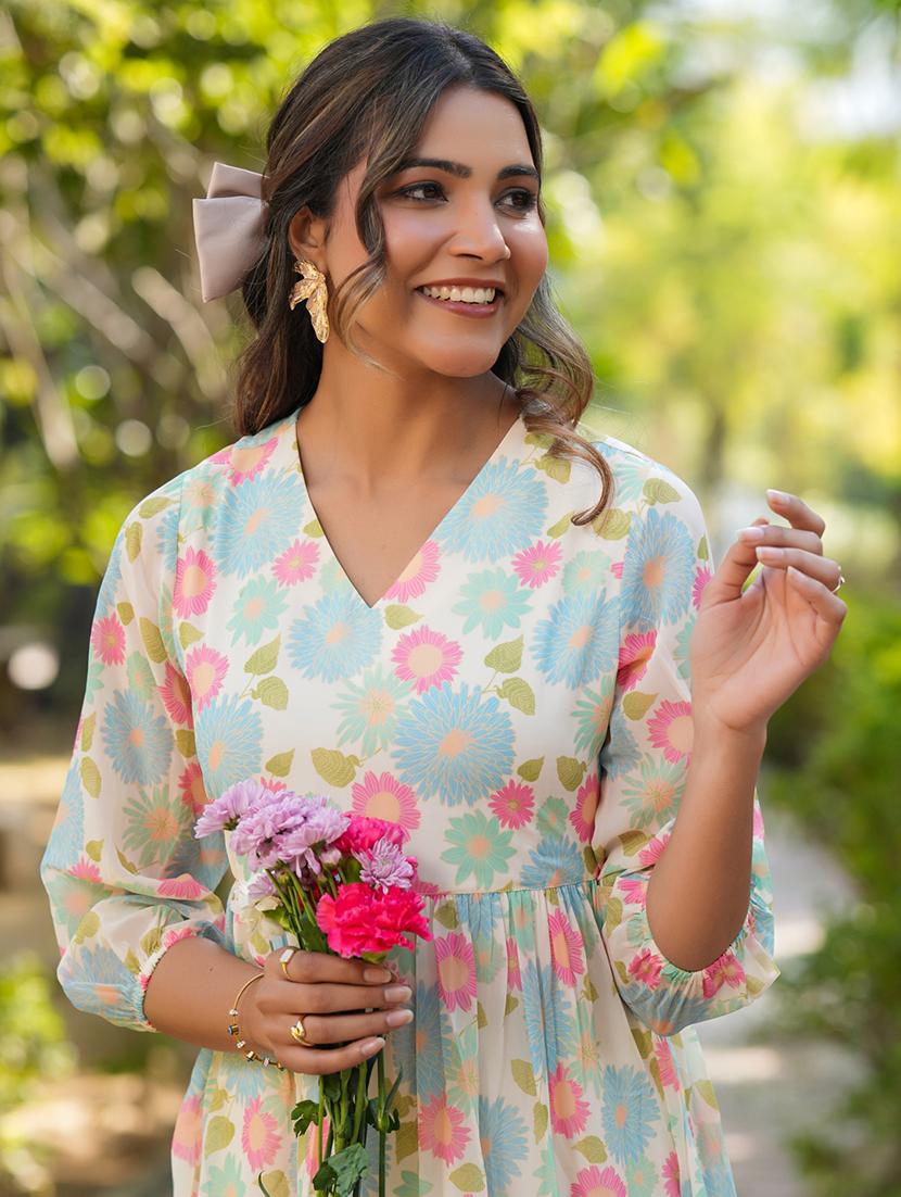 women floral print tiered dress - 21746669 - Standard Image - 4