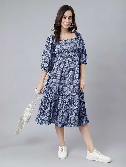 women floral print tiered dress - 21746678 - Standard Image - 0
