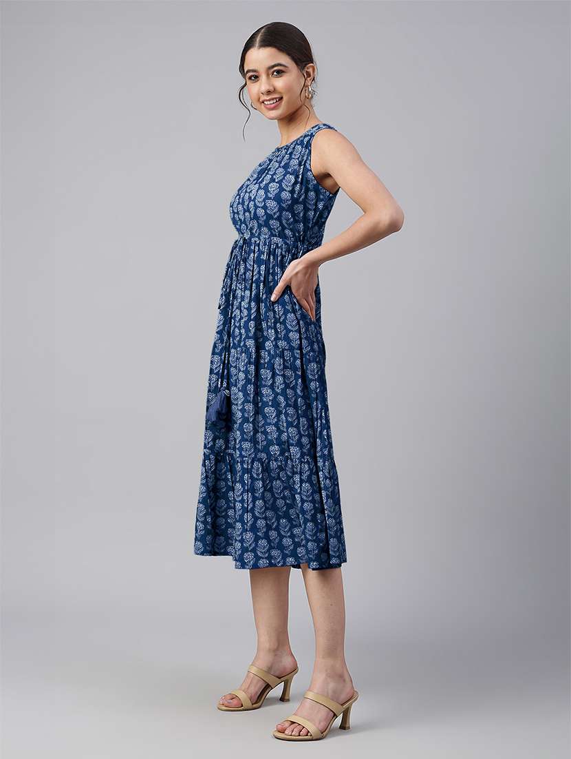 women floral print tiered dress - 21746681 -  Standard Image - 1