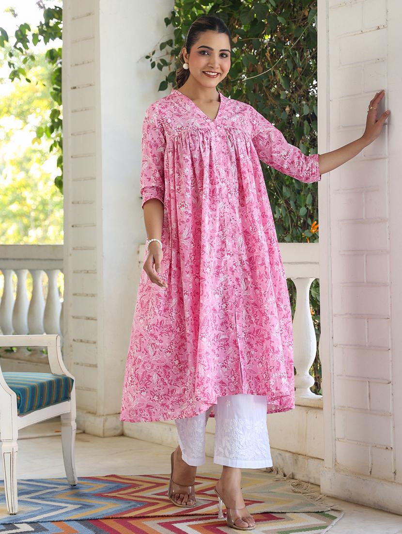 women printed v-neck a-line kurta