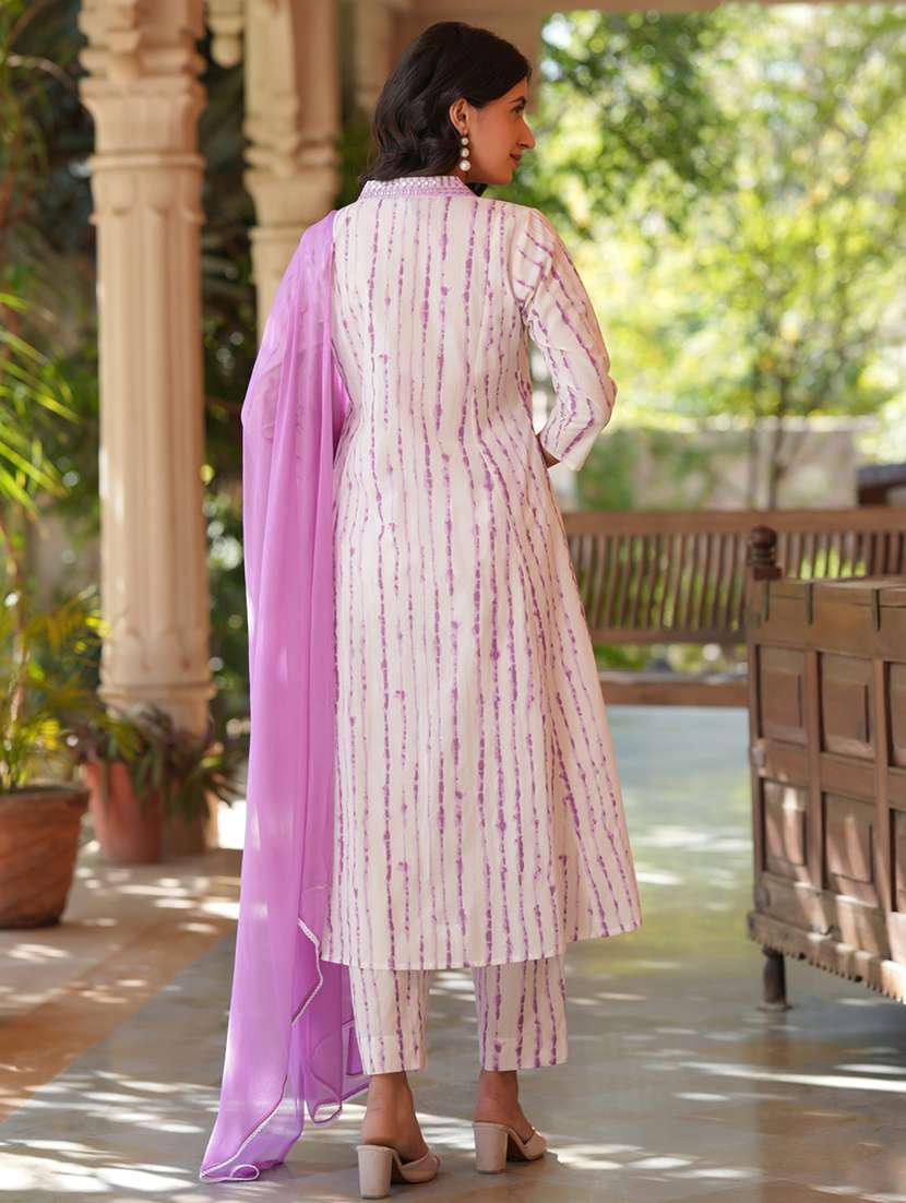women tie & dye kurta pant set with dupatta - 21746738 - Standard Image - 4