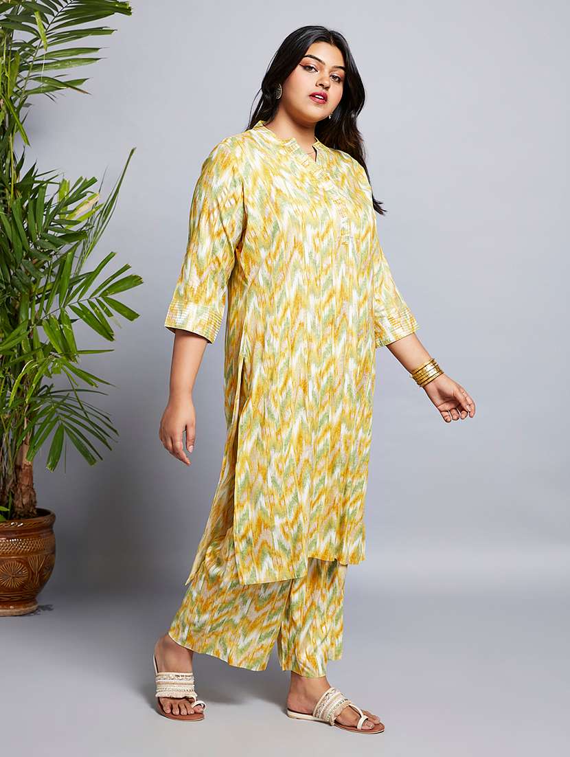 gloplus women yellow mandarin neck chevron print zari detail straight plus size kurta & wide leg pants workwear set