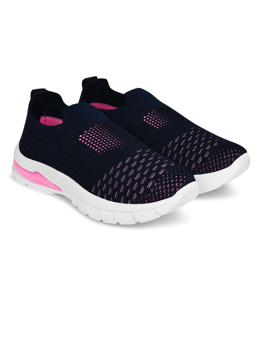 kids slip on sports shoes - 21746914 -  Standard Image - 1