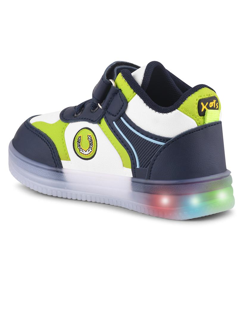 kids led shoes with velcro closure - 21746943 - Standard Image - 4
