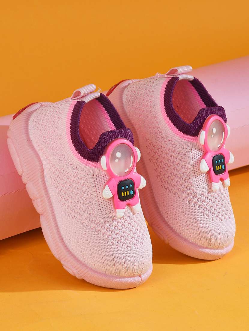 kids slip on sneaker shoes