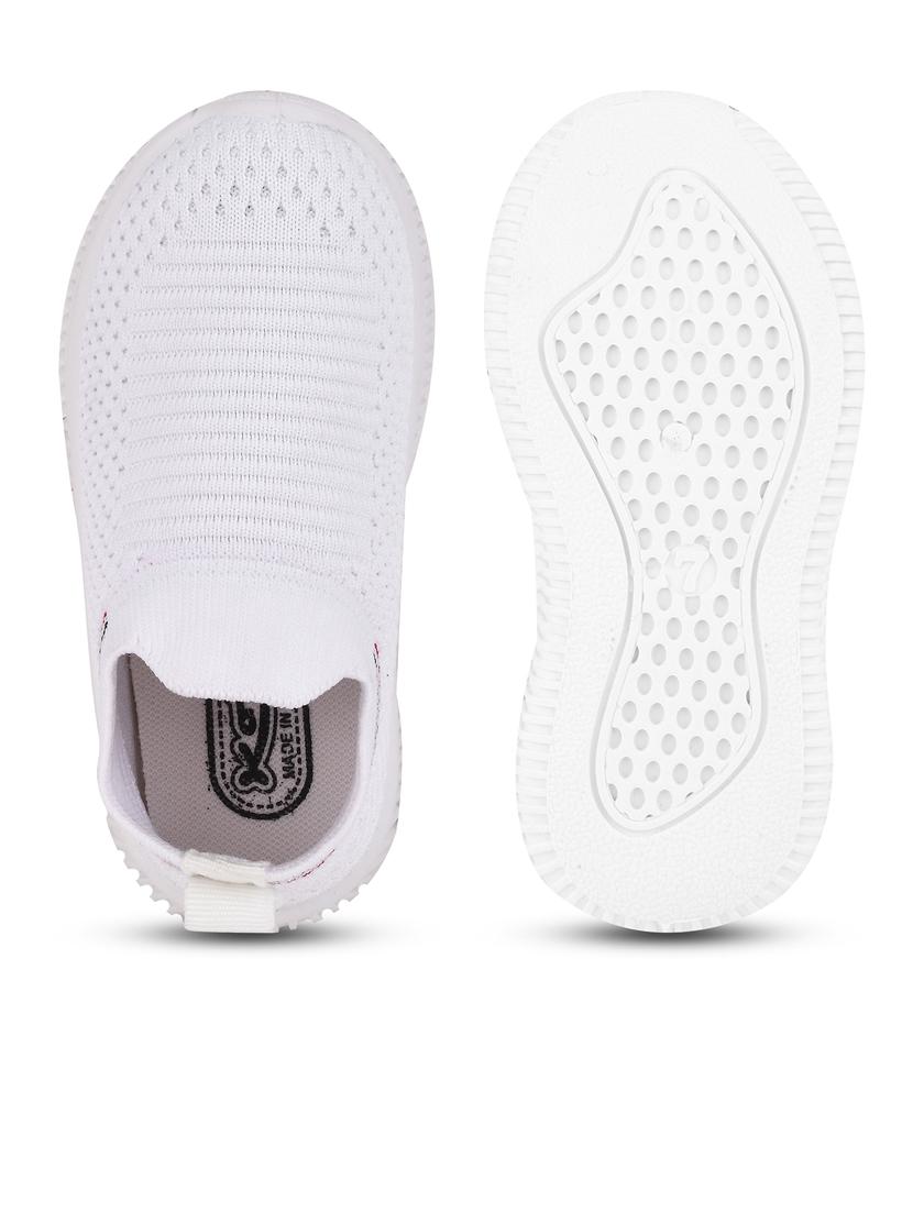 kids slip on sneaker shoes - 21746983 - Standard Image - 4