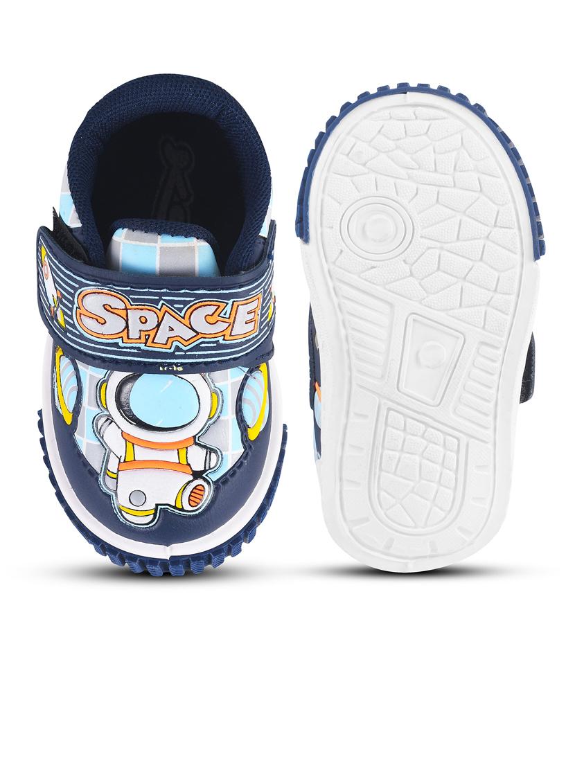kids graphic print velcro sneaker - 21746987 - Standard Image - 4
