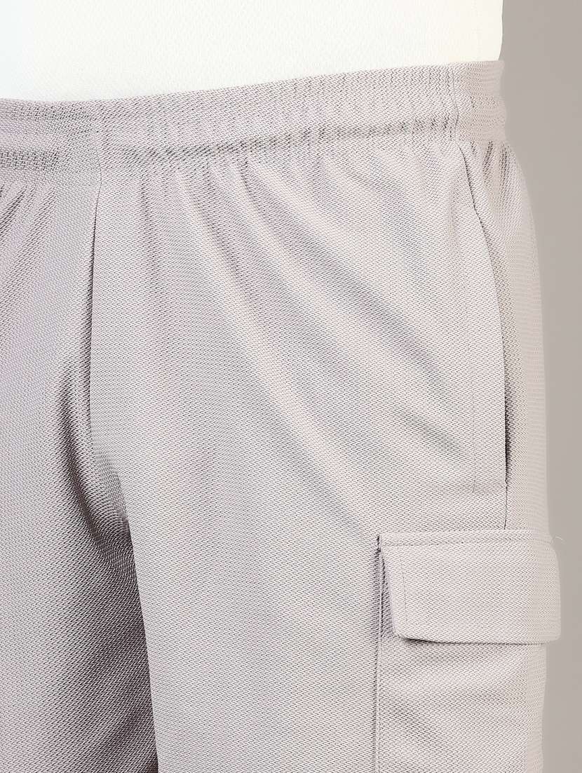 women solid mid rise cargo short - 21747485 -  Standard Image - 4