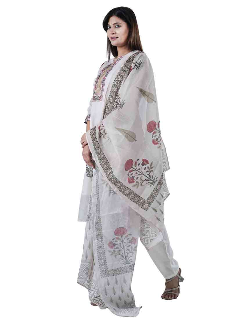 women three quarter sleeve kurta pant with dupatta set - 21747557 -  Standard Image - 1