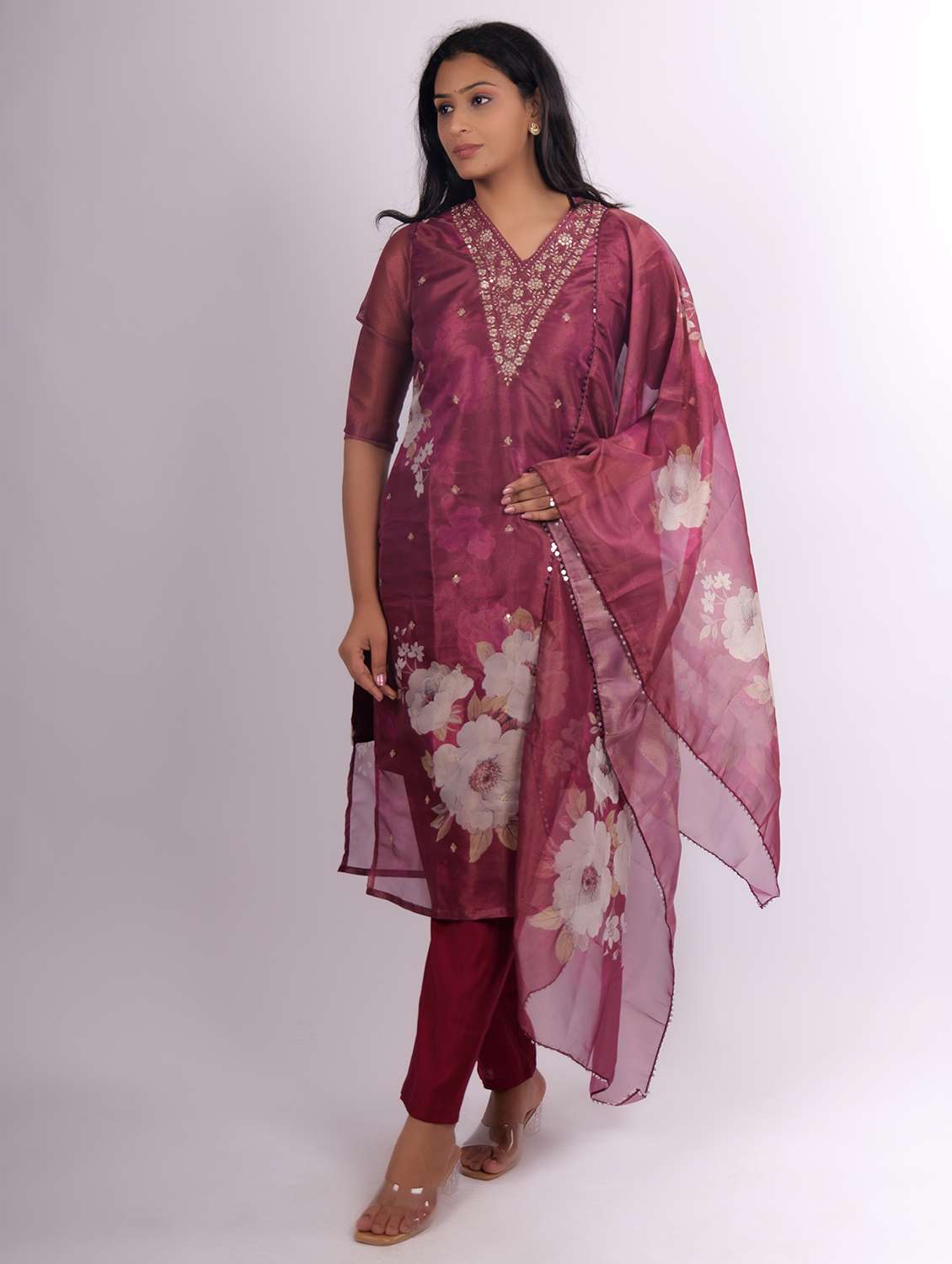 women printed kurta pant set with dupatta - 21747598 -  Standard Image - 1