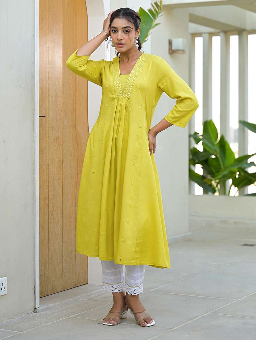 women embroidered a-line kurta - 21747775 -  Standard Image - 1
