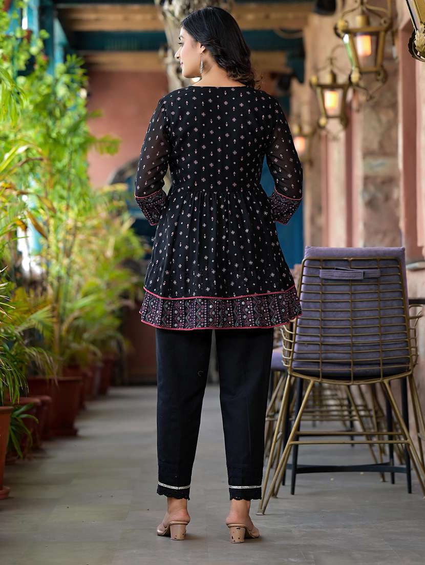 women floral print a-line tunic - 21747856 -  Standard Image - 4