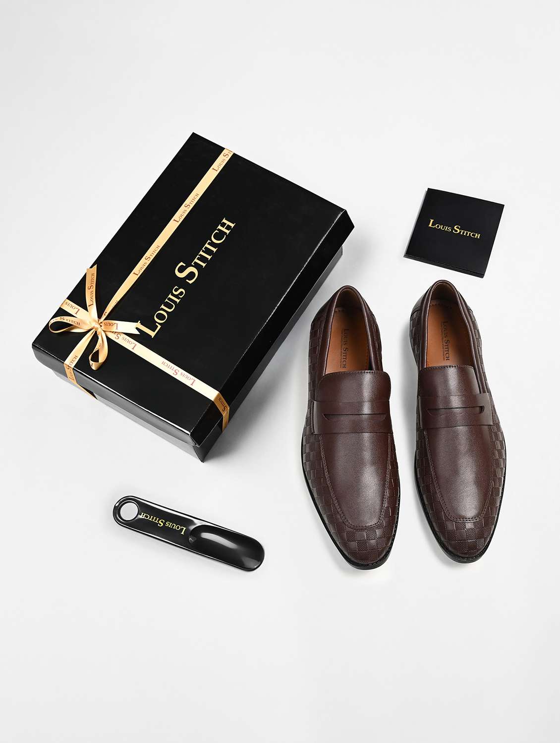 Men Textured Slip On Moccasin Shoes - 21747901 -  Standard Image - 4