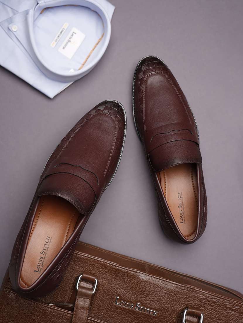 men textured slip on moccasin shoes