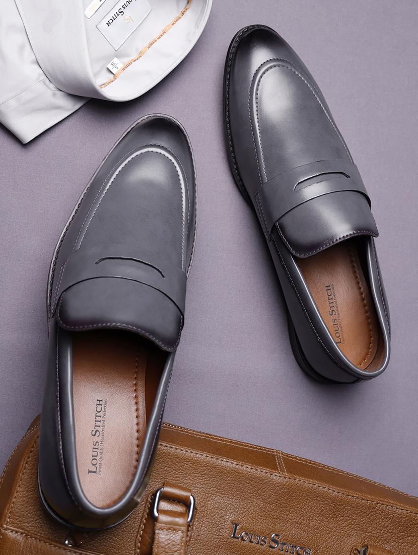 men solid slip on moccasin shoes - 21747914 -  Standard Image - 1